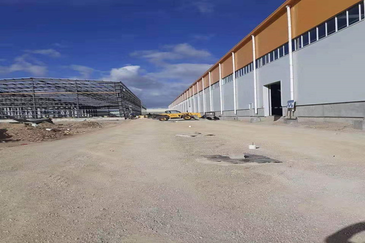 alg&eacute;rien hangar