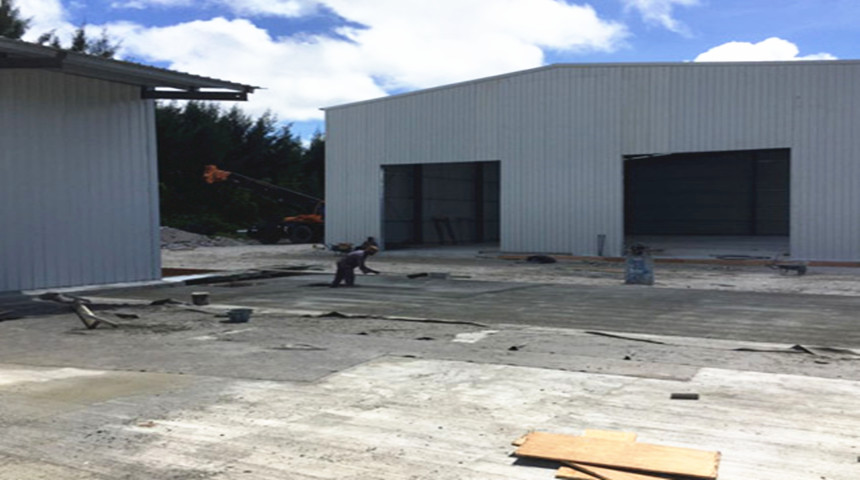 entrep&ocirc;t de structure en acier