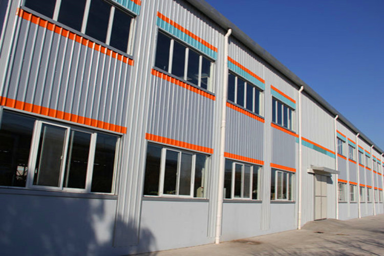 Design &agrave; faible co&ucirc;t-industriel pr&eacute;fabriqu&eacute;