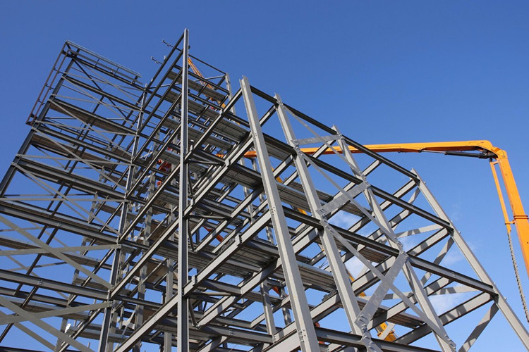 ch&acirc;ssis en acier