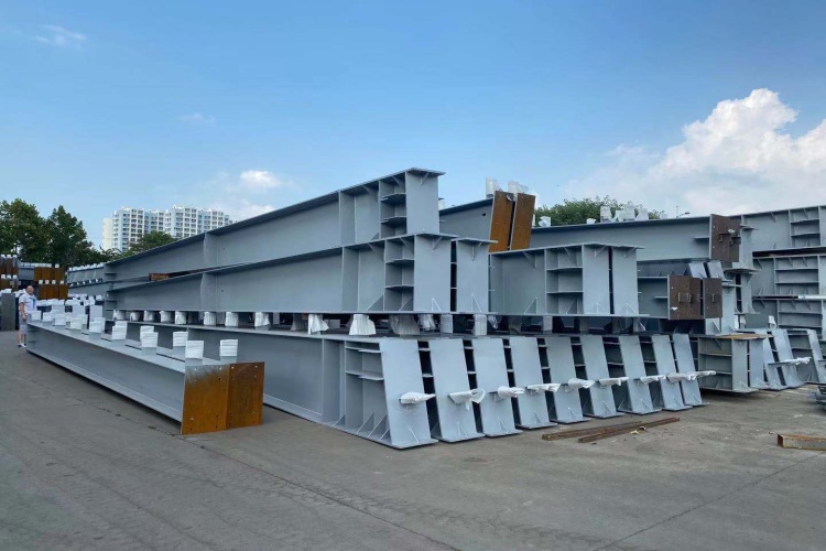 Peinture en acier de construction