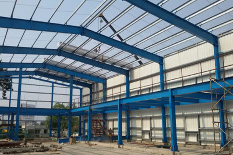 Construction de structure métallique d&#39;entrepôt pour la logistique de distribution