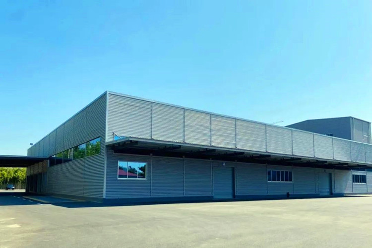 Hangar d'entrepôt avec cadre en acier de structure