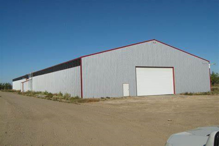 hangar de ferme en acier