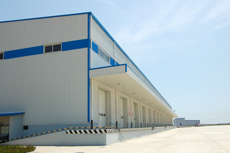 entrep&ocirc;t logistique