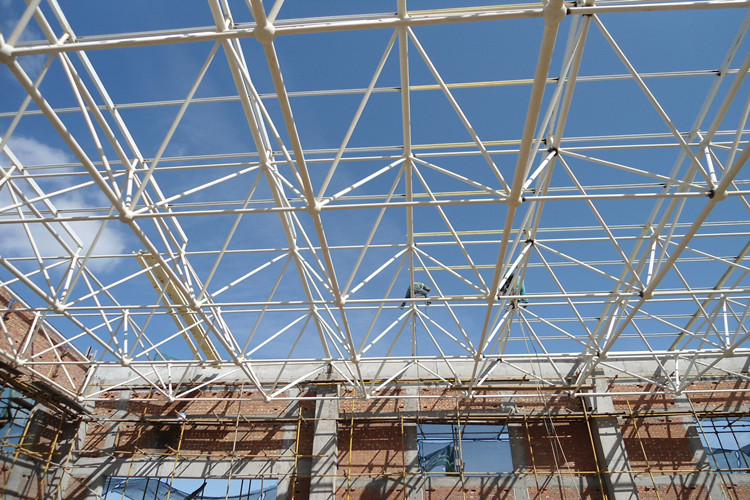 Grille d'entrep&ocirc;t logistique