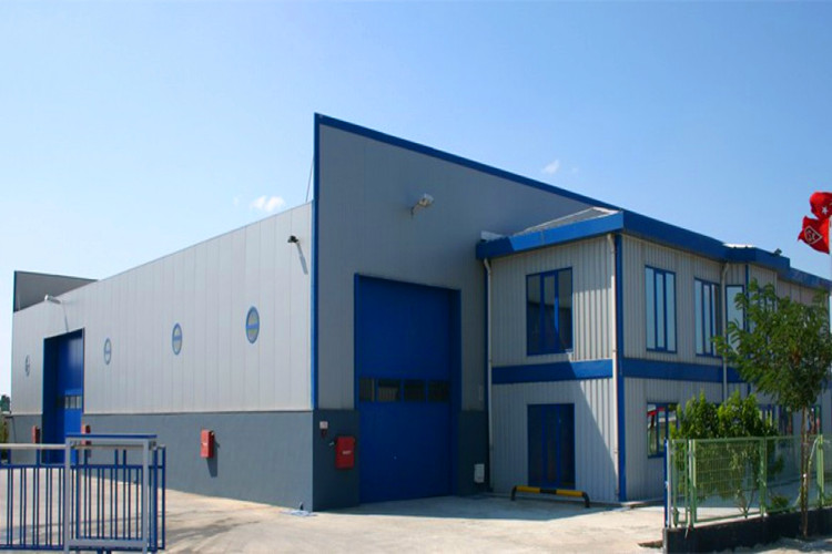 Bâtiment entrepôt de structure en acier pour la distribution et Logisctis