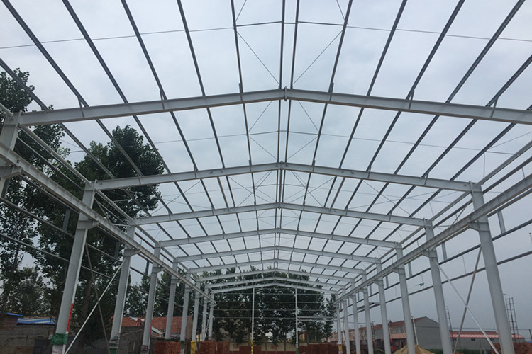 ch&acirc;ssis en acier