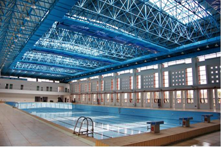 Structure en acier préfabriquée de cadre d&#39;espace pour la conception de piscine