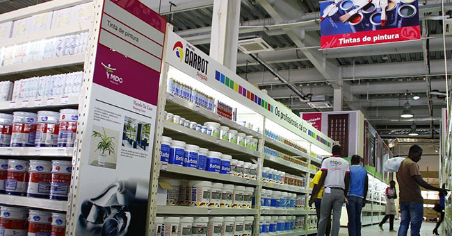 des &eacute;tag&egrave;res